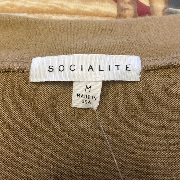 NWT Socialite women’s sweater dress long sleeve lightweight knit tan medium - Picture 3 of 9